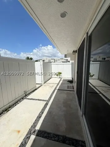 4590 SW 68th Ct Circle Miami FL 33155