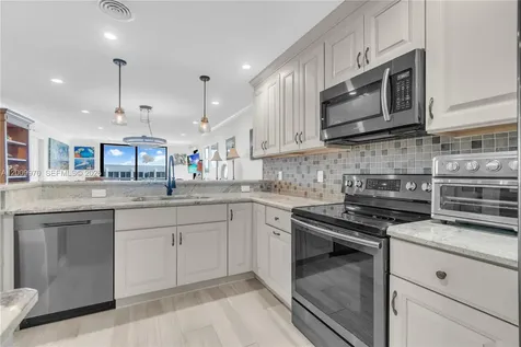 3100 NE 48th Street Fort Lauderdale FL 33308