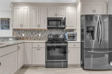 3100 NE 48th Street Fort Lauderdale FL 33308