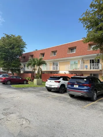 260 NW 107th Avenue Miami FL 33172