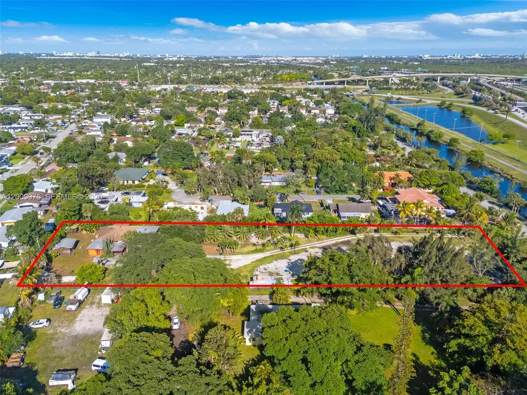 4351 SW 25th Street Fort Lauderdale FL 33317