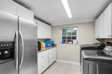 4351 SW 25th Street Fort Lauderdale FL 33317