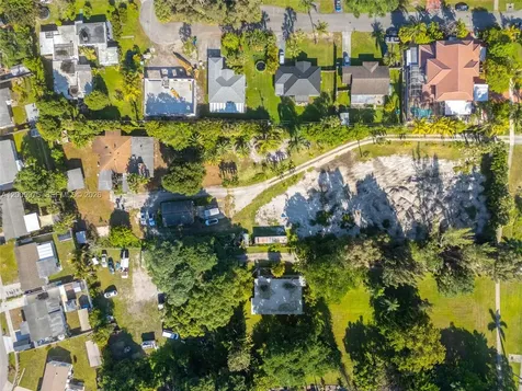 4351 SW 25th Street Fort Lauderdale FL 33317
