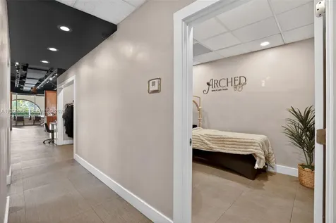 Turnkey Beauty Salon & Spa For Sale In Palmetto Bay Palmetto Bay FL 33157