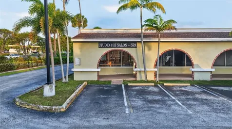 Turnkey Beauty Salon & Spa For Sale In Palmetto Bay Palmetto Bay FL 33157