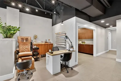 Turnkey Beauty Salon & Spa For Sale In Palmetto Bay Palmetto Bay FL 33157
