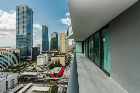 1300 S Miami Miami FL 33130