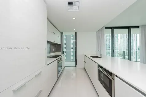 1300 S Miami Miami FL 33130