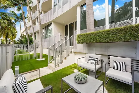 2100 Park Avenue Miami Beach FL 33139