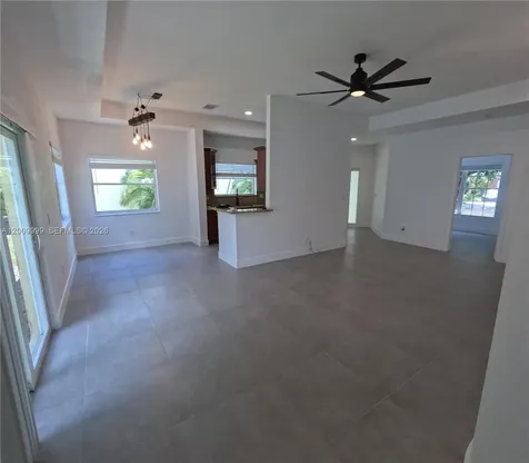 1211 SW 84th Terrace Pembroke Pines FL 33025