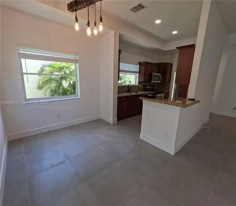 1211 SW 84th Terrace Pembroke Pines FL 33025