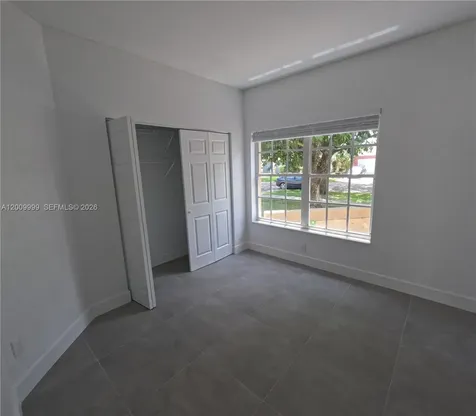 1211 SW 84th Terrace Pembroke Pines FL 33025