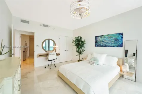 6799 Collins Avenue Miami Beach FL 33141