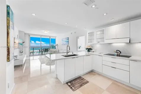 6799 Collins Avenue Miami Beach FL 33141