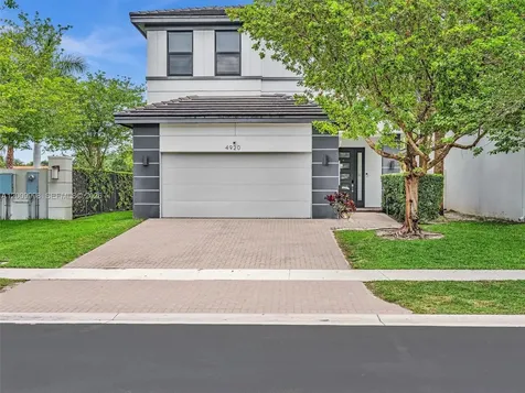 4920 Whispering Way Dania Beach FL 33312