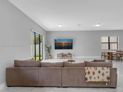 4920 Whispering Way Dania Beach FL 33312