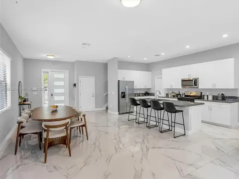 4920 Whispering Way Dania Beach FL 33312