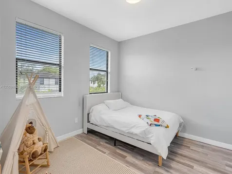 4920 Whispering Way Dania Beach FL 33312