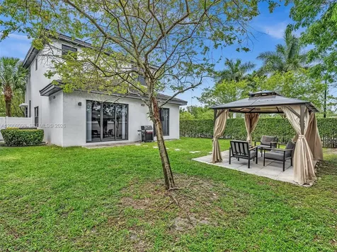 4920 Whispering Way Dania Beach FL 33312