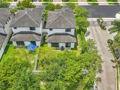 4920 Whispering Way Dania Beach FL 33312