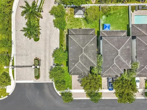 4920 Whispering Way Dania Beach FL 33312