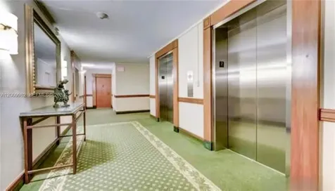 5555 Collins Avenue Miami Beach FL 33140