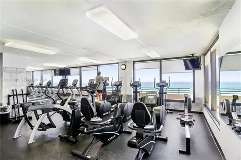 5555 Collins Avenue Miami Beach FL 33140