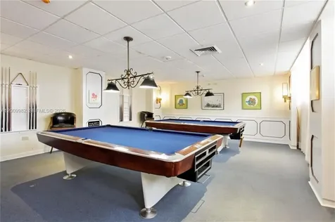 5555 Collins Avenue Miami Beach FL 33140