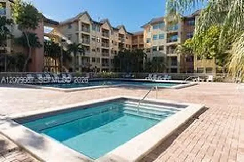 8225 Lake Drive Doral FL 33166
