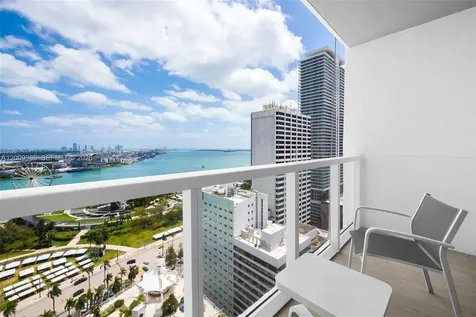 253 NE 2nd Street Miami FL 33132