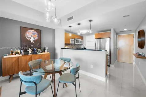 253 NE 2nd Street Miami FL 33132