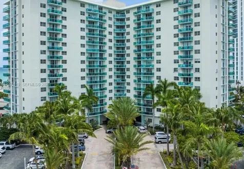 3801 S Ocean Drive Hollywood FL 33019