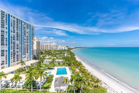600 Grapetree Drive Key Biscayne FL 33149