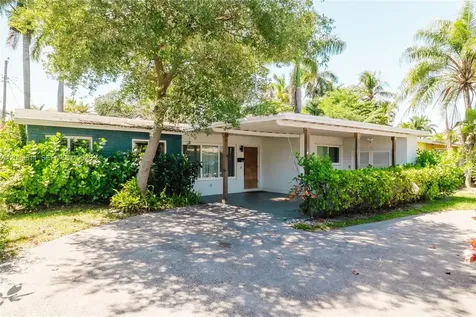 1106 N 13th Court Hollywood FL 33019