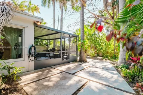 1106 N 13th Court Hollywood FL 33019
