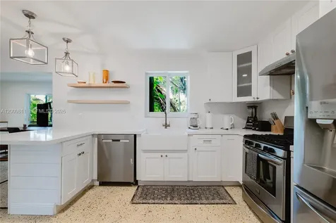 1106 N 13th Court Hollywood FL 33019