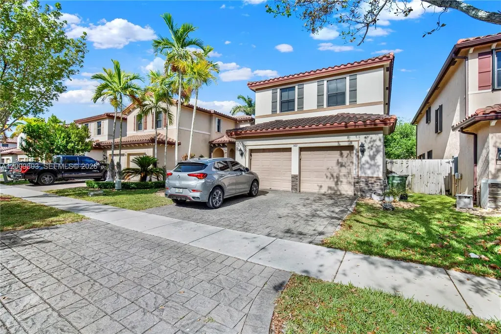 560 SE 33rd Terrace Homestead FL 33033