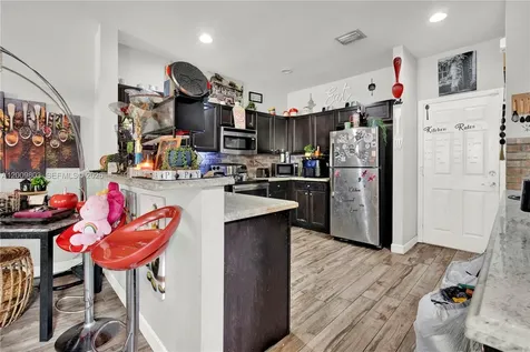 560 SE 33rd Terrace Homestead FL 33033