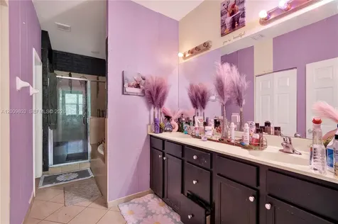 560 SE 33rd Terrace Homestead FL 33033