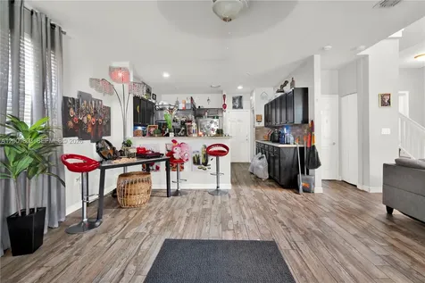 560 SE 33rd Terrace Homestead FL 33033