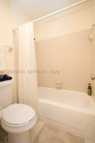 4715 NW 82nd Avenue Lauderhill FL 33351