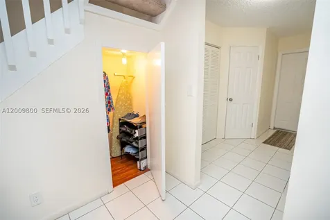4715 NW 82nd Avenue Lauderhill FL 33351
