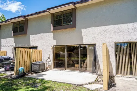 4715 NW 82nd Avenue Lauderhill FL 33351