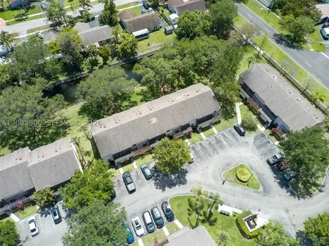 4715 NW 82nd Avenue Lauderhill FL 33351