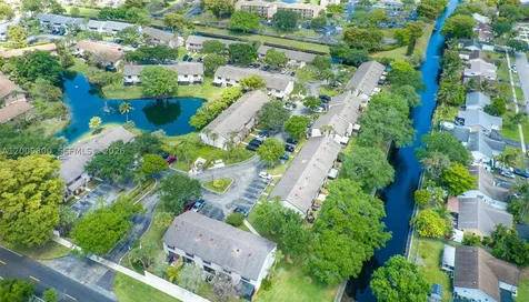 4715 NW 82nd Avenue Lauderhill FL 33351