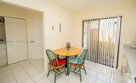 4715 NW 82nd Avenue Lauderhill FL 33351