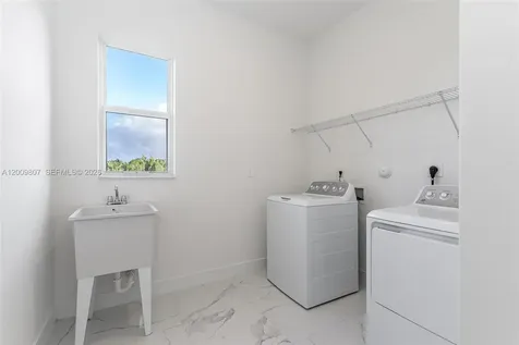 12259 SW 43rd Street Davie FL 33330