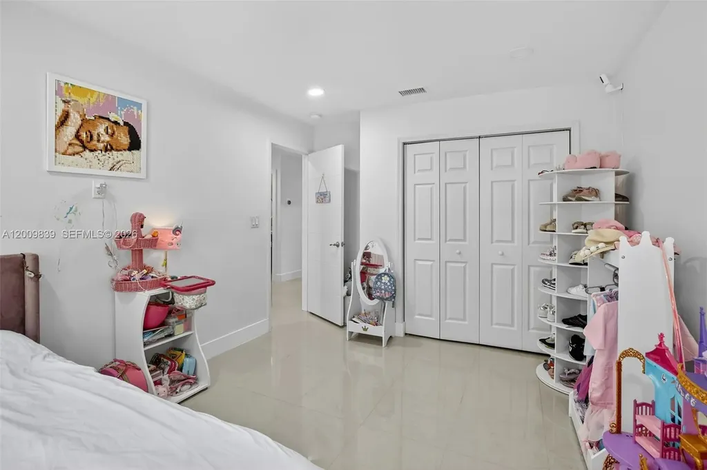 3540 N Park Road Hollywood FL 33021