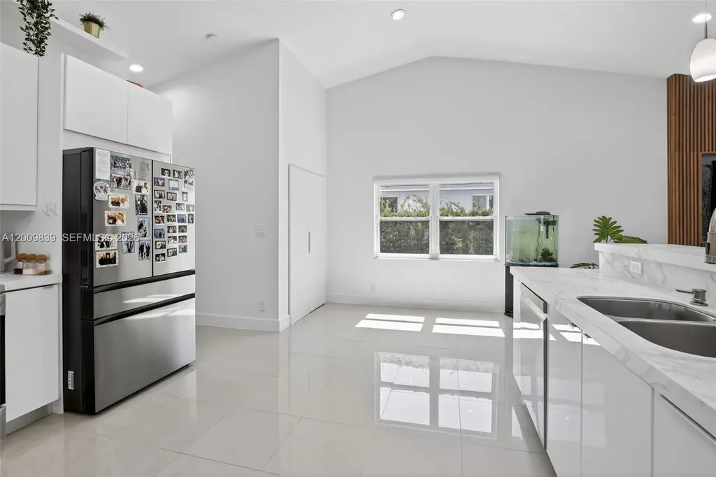 3540 N Park Road Hollywood FL 33021