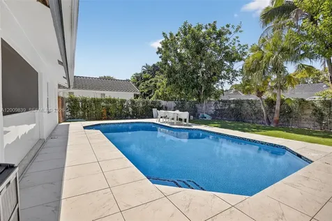 3540 N Park Road Hollywood FL 33021